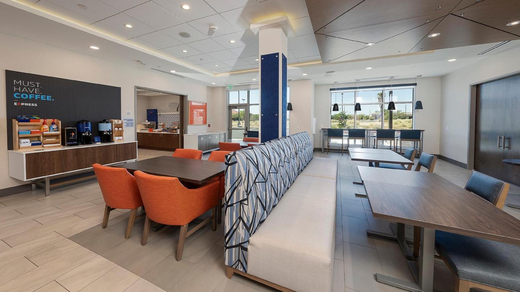 Holiday Inn Express & Suites Ridgecrest - China Lake By Ihg 外观 照片