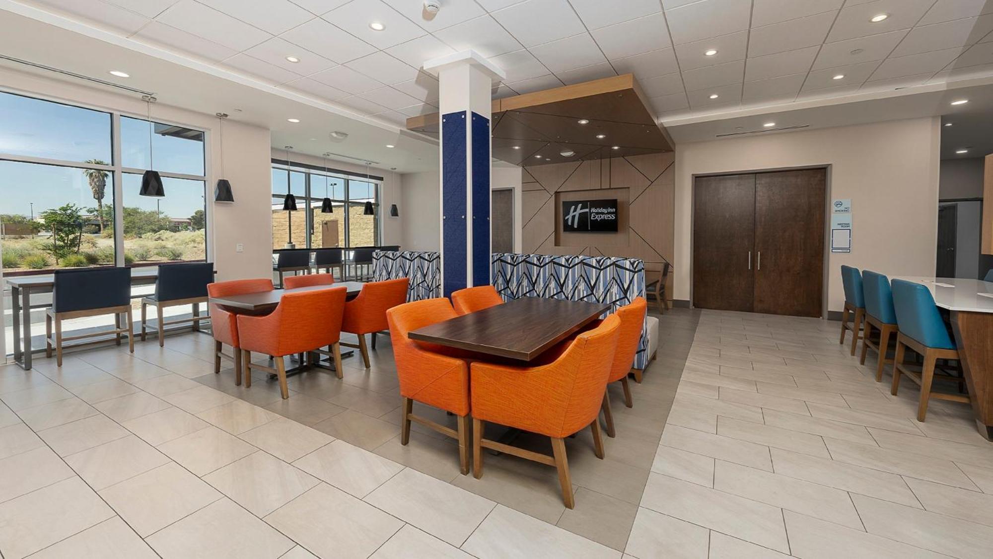 Holiday Inn Express & Suites Ridgecrest - China Lake By Ihg 外观 照片